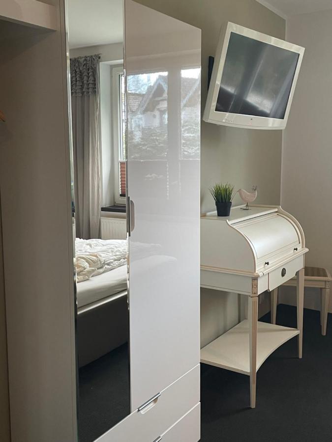 Weinhaus An Der Bergstrasse Apartment ฮัมบูร์ก ภายนอก รูปภาพ